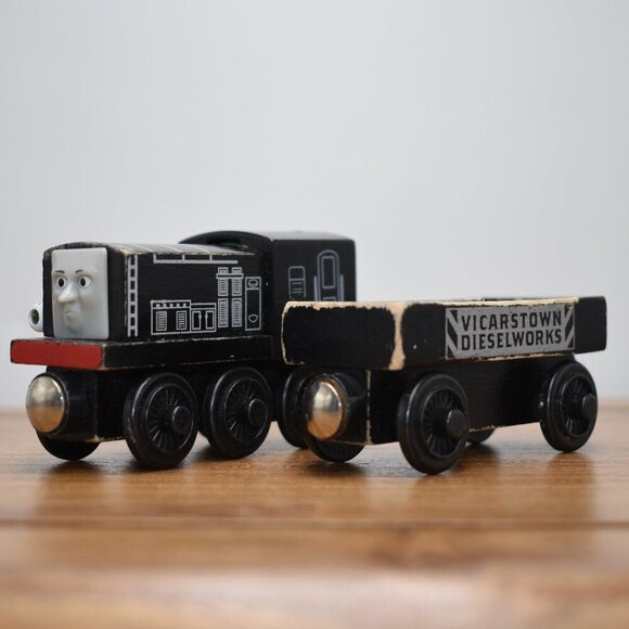 Talking Diesel + Light 2003 Vicarstown Dieselworks Cargo Car Thomas & Friends - Picture 1 of 11